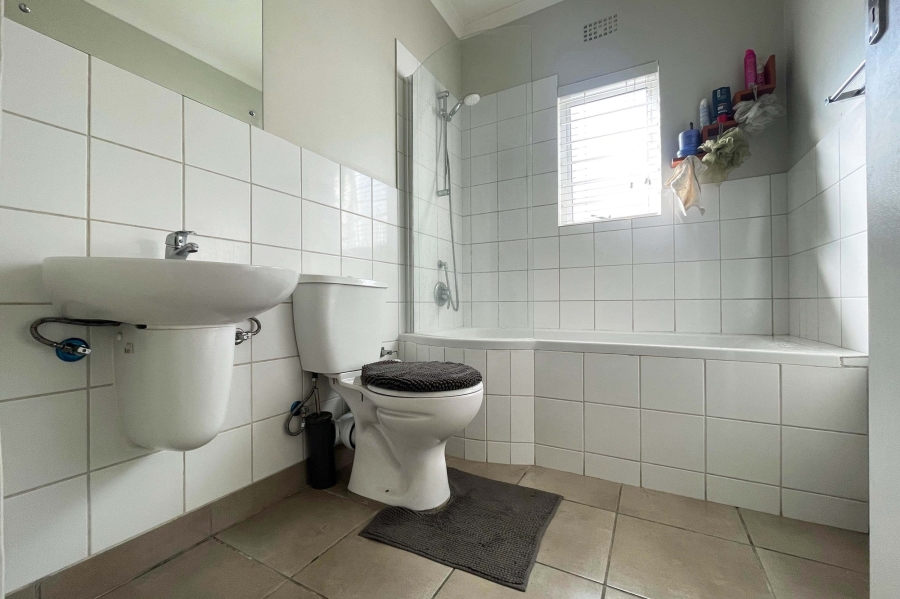2 Bedroom Property for Sale in Parklands Western Cape